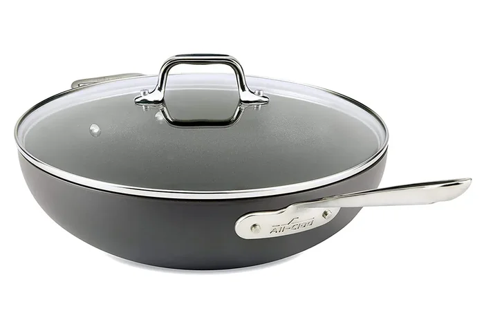 All-Clad HA1 Hard Anodized Nonstick 12 inch Chef‘s Pan with Lid