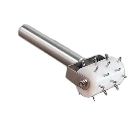 American Metalcraft DD5275 HD 2-3/4″ Plastic Roller Dough Docker