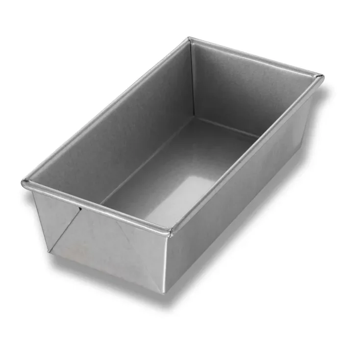 Chicago Metallic 49115 10″ Single Open Top Bread Pan – 12 / CS
