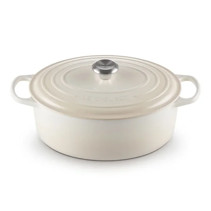 Cocotte ovale en fonte émaillée Meringue 6.3 L – Le Creuset