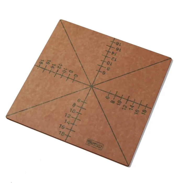 Darling Foodservice 4 or 8 Slice Pizza Cutting Guide Board