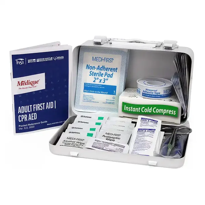 Darling Foodservice Small First Aid Kit