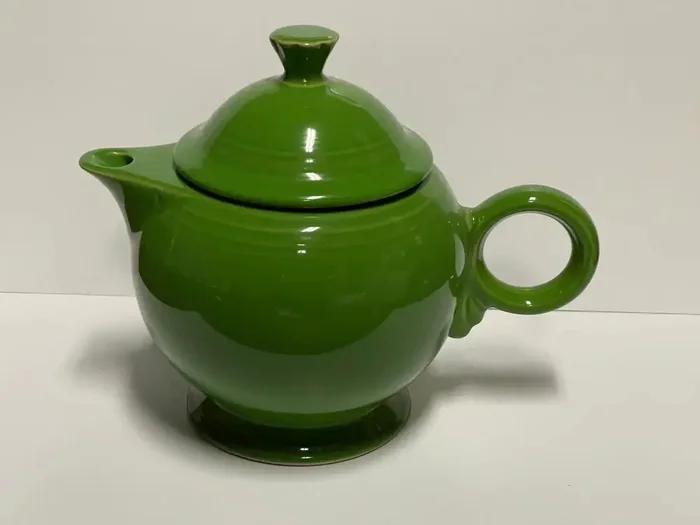 Fiesta Large Teapot Shamrock Retired Color, Retired Shape