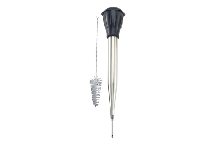 Harold Import Baster with Cleaning Brush & Needle