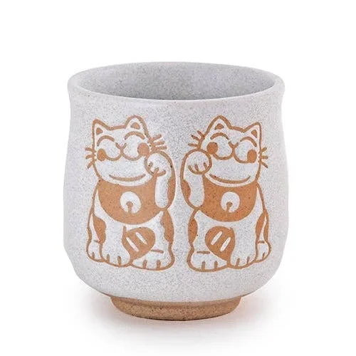 Japanese Maneki Neko Lucky Cat Yunomi Style Tea Cup
