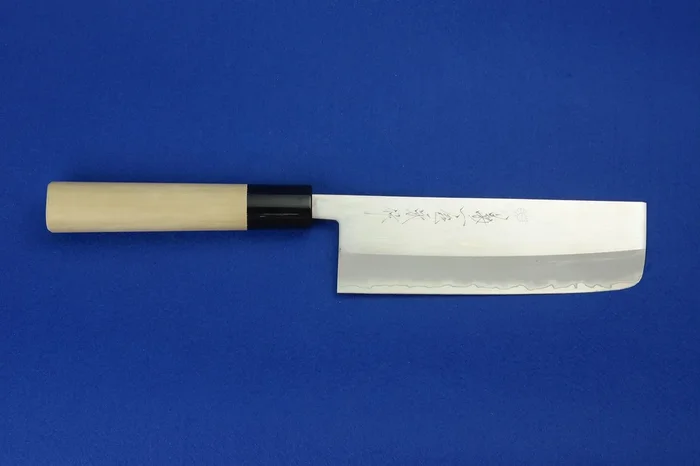 Kikuichi Nakiri Elite Warikomi Gold – 6.5″ (17 cm)