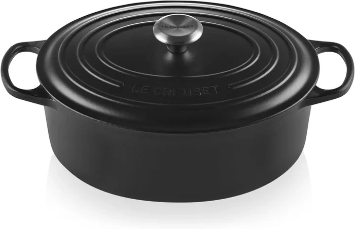 Le Creuset 6 3/4 Qt. Signature Oval Dutch Oven w/Stainless Steel Knob – Licorice- Personalized Engraving Available