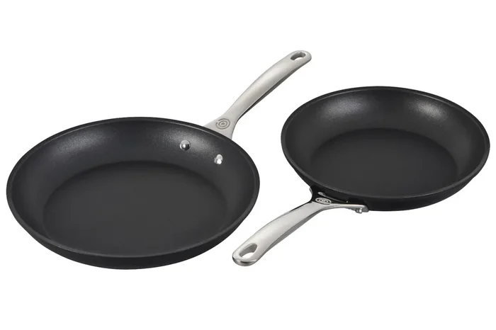 Le Creuset Toughened Nonstick PRO 9 1/2 & 11 inch Fry Pan Set