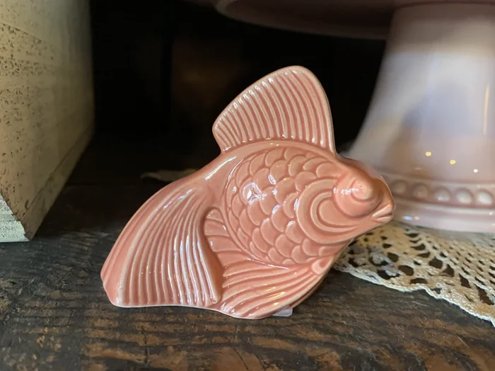 Maverick Fish. Rose. China Specialties