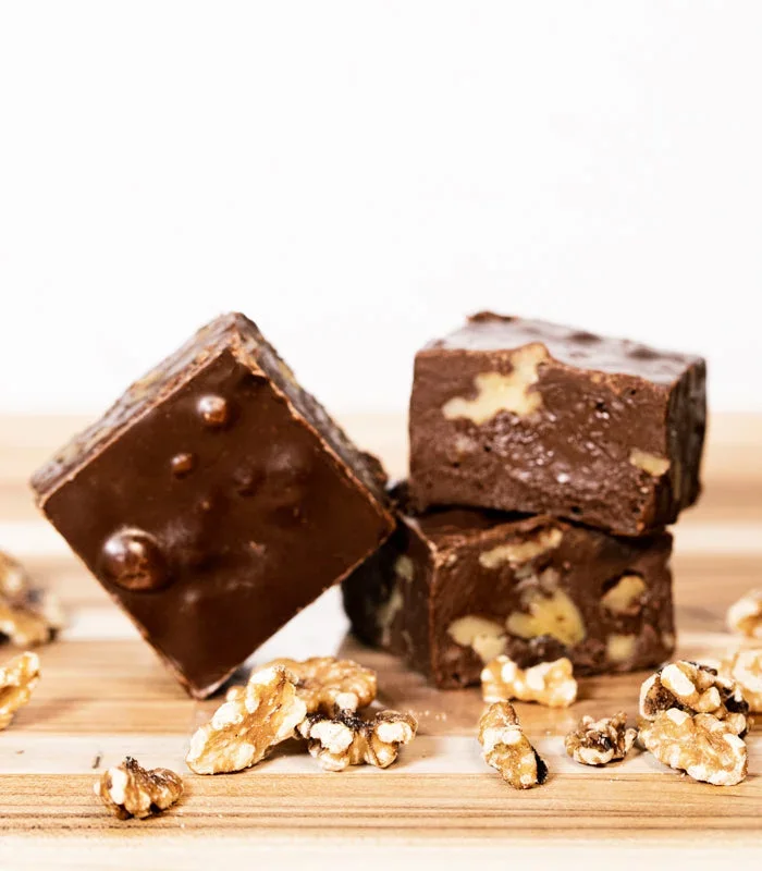MOE – Chocolate Walnut Fudge