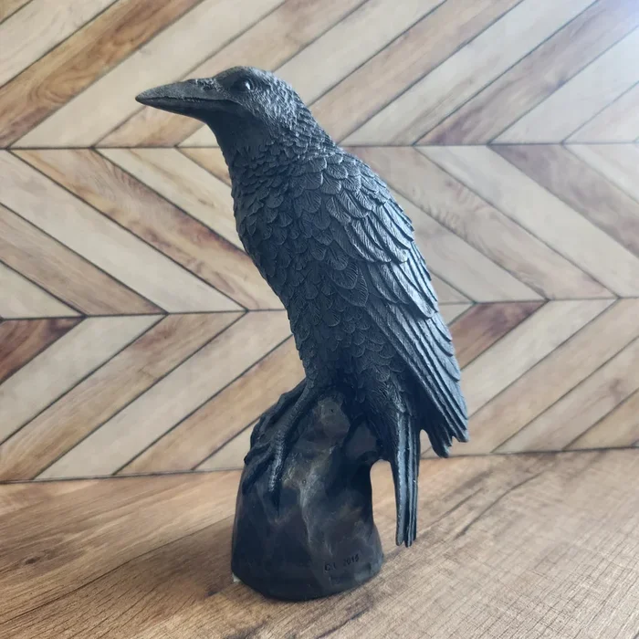 Raven Head Left