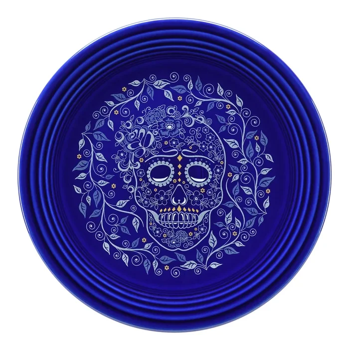Retired SKULL AND VINE TWILIGHT Chop Plate