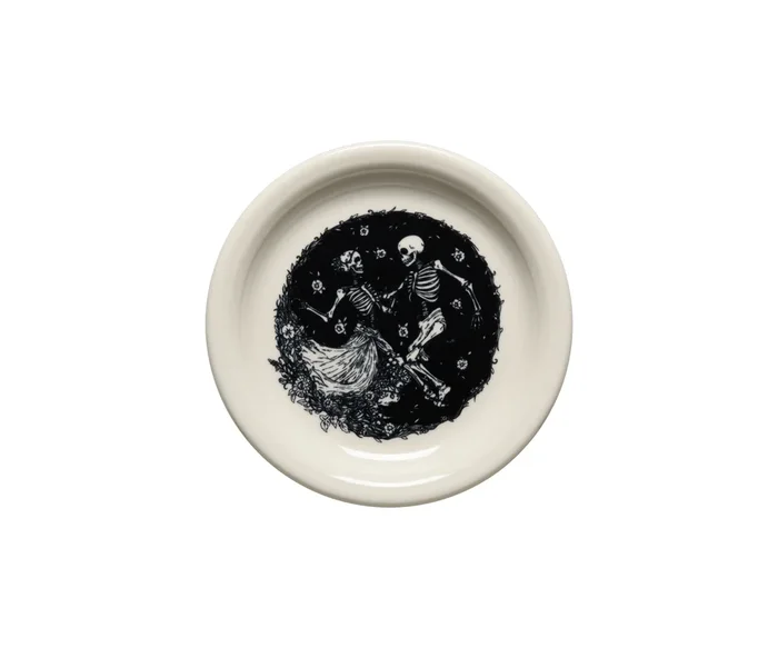 Skeleton Duet Linen Bistro Coupe 6 1/4 Inch Appetizer Plate