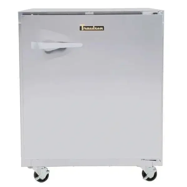Traulsen ULT27-L 27‘‘ 1 Section Undercounter Freezer with 1 Left Hinged Solid Door and Front Breathing Compressor
