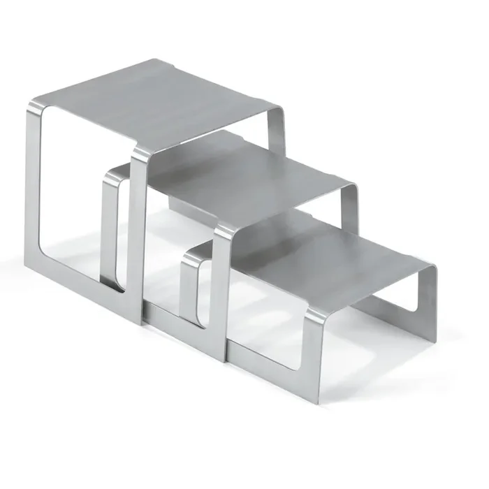 Vollrath® 46009 Stainless Steel Square Bent Buffet Risers – 3 / ST